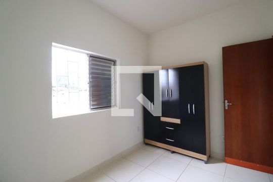 Apartamento para alugar com 2 quartos, 45m² em Jardim Ipanema, Uberlândia