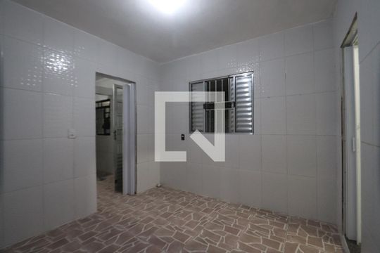 Sala e Quarto de casa para alugar com 1 quarto, 45m² em Jardim Santa Teresinha, São Paulo