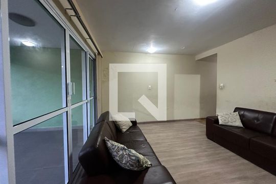 Sala 1 de casa para alugar com 3 quartos, 408m² em Jardim Mutinga, Barueri