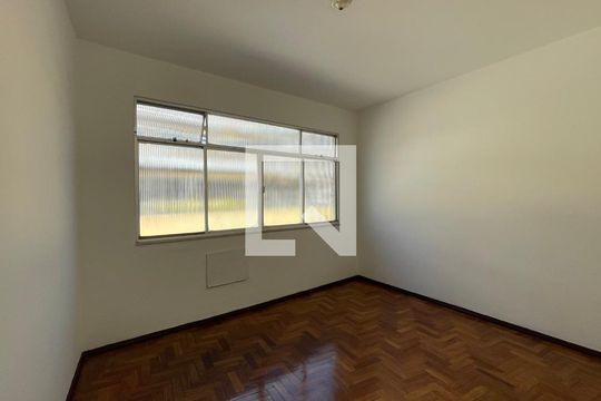 Quarto 1 de apartamento à venda com 2 quartos, 80m² em Jardim Guanabara, Rio de Janeiro