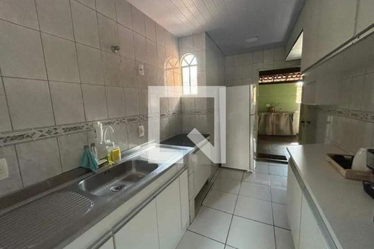 Sala/cozinha de apartamento para alugar com 4 quartos, 160m² em Jardim Riacho das Pedras, Contagem