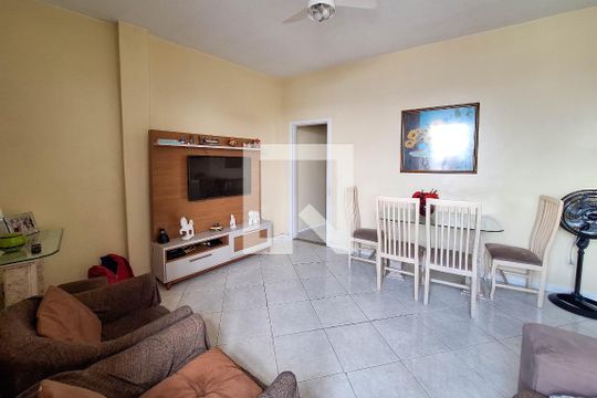 Sala de apartamento à venda com 2 quartos, 46m² em Centro, Niterói