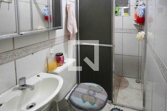 Banheiro de casa à venda com 3 quartos, 150m² em Jardim Nove de Julho, São Paulo