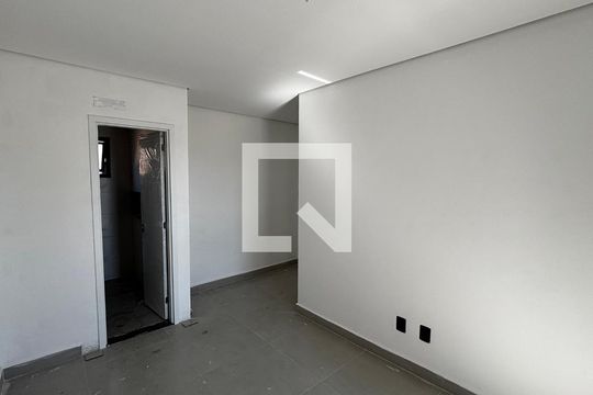 Suite de apartamento à venda com 3 quartos, 148m² em Vila América, Santo André