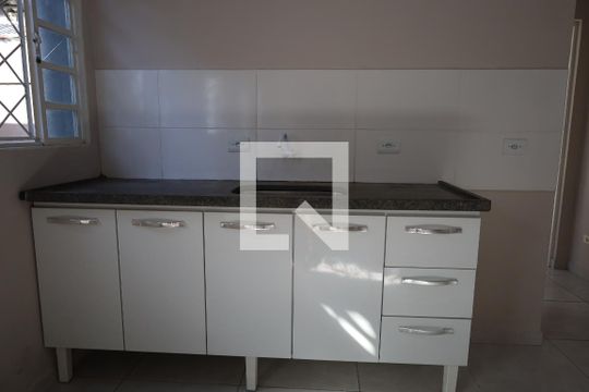 Sala/cozinha de casa para alugar com 2 quartos, 100m² em Jardim Cruzeiro, São Paulo