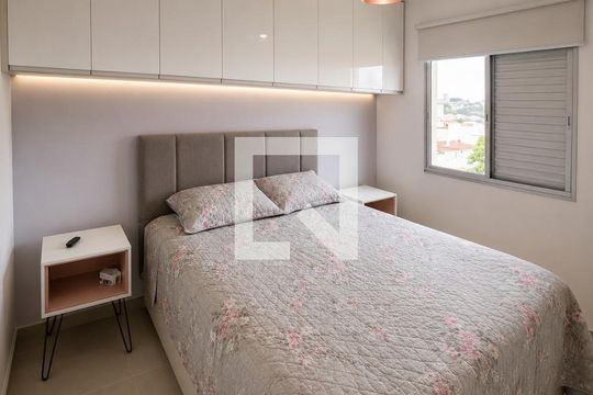 Cozinha de apartamento à venda com 2 quartos, 44m² em Vila Penteado, São Paulo