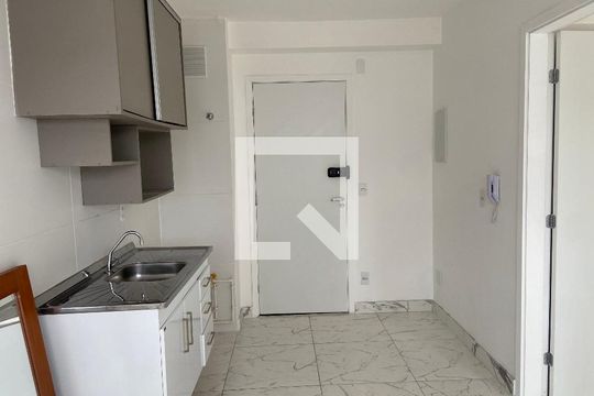 Sala / Cozinha de apartamento à venda com 1 quarto, 25m² em Vila Butantã, São Paulo