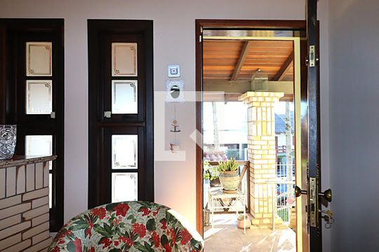 Janela da Sala de casa à venda com 3 quartos, 115m² em Costa E Silva, Porto Alegre