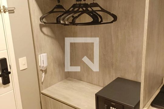 Sala/Quarto de kitnet/studio para alugar com 1 quarto, 26m² em Perdizes, São Paulo