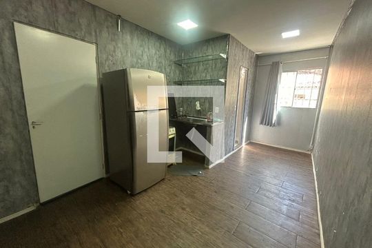 Studio de kitnet/studio para alugar com 1 quarto, 25m² em Quintino Bocaiúva, Rio de Janeiro