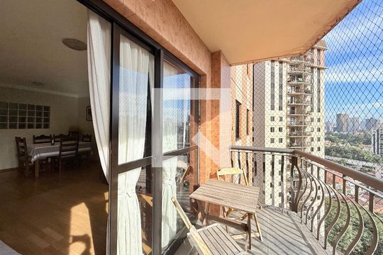Sacada de apartamento à venda com 3 quartos, 87m² em Santo Amaro, São Paulo