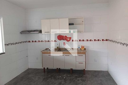 Cozinha de casa de condomínio para alugar com 3 quartos, 160m² em Arsenal, São Gonçalo