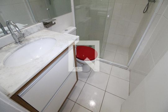 Banheiro de apartamento para alugar com 3 quartos, 99m² em Vila Sanches, São José dos Campos
