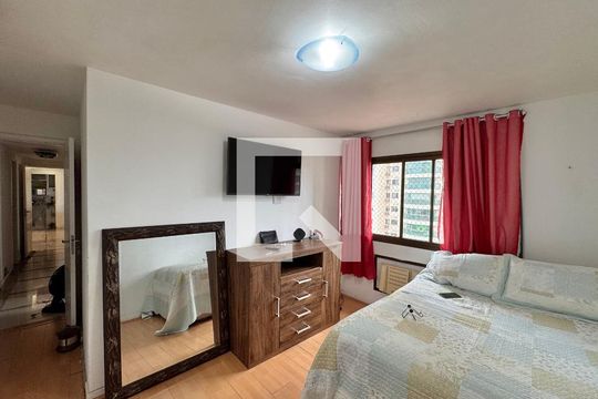 Suíte de apartamento para alugar com 4 quartos, 105m² em Barra da Tijuca, Rio de Janeiro