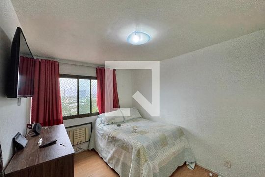 Suíte de apartamento para alugar com 4 quartos, 105m² em Barra da Tijuca, Rio de Janeiro