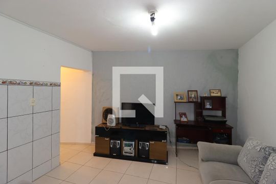 Sala da Casa 1 de casa para alugar com 3 quartos, 340m² em Jardim Santo André, Santo André