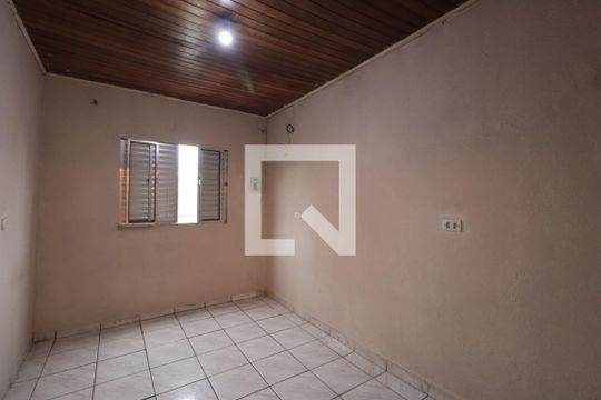 Quarto 2 de casa para alugar com 2 quartos, 60m² em Chácara Califórnia, São Paulo