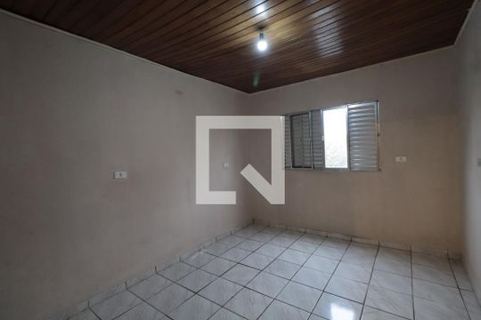 Quarto 1 de casa para alugar com 2 quartos, 60m² em Chácara Califórnia, São Paulo