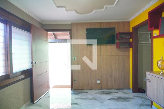 Sala de casa à venda com 3 quartos, 255m² em Rondônia, Novo Hamburgo