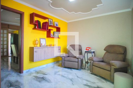 Casa à venda com 3 quartos, 255m² em Rondônia, Novo Hamburgo