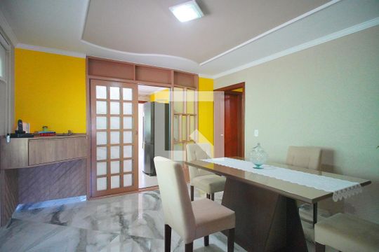 Sala de Jantar de casa à venda com 3 quartos, 255m² em Rondônia, Novo Hamburgo