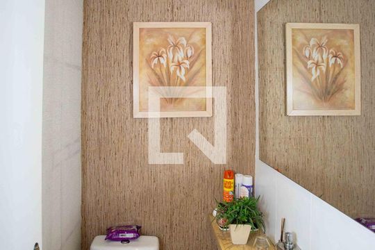 Lavabo 1 de casa para alugar com 4 quartos, 442m² em Jardim Rubilene, Diadema