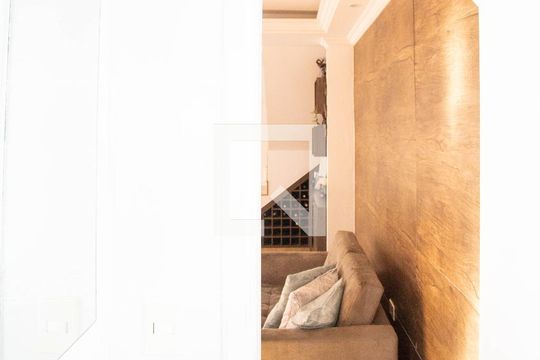 Lavabo 1 de casa para alugar com 4 quartos, 442m² em Jardim Rubilene, Diadema