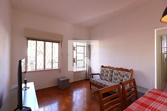 Sala 1 de casa à venda com 4 quartos, 220m² em Cristo Redentor, Porto Alegre