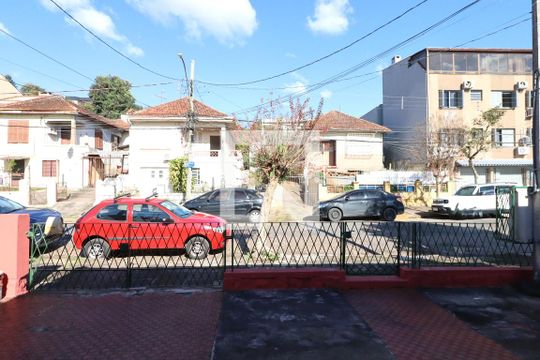 Vista da Sala 1 de casa à venda com 4 quartos, 220m² em Cristo Redentor, Porto Alegre