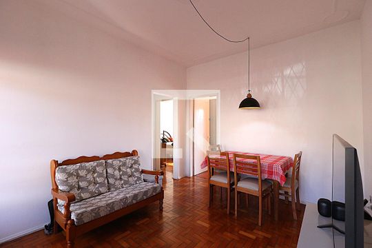 Sala 1 de casa à venda com 4 quartos, 220m² em Cristo Redentor, Porto Alegre