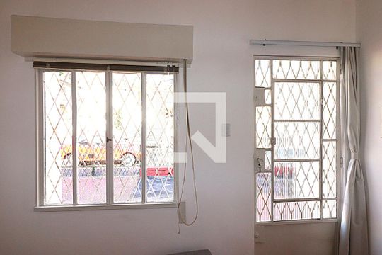 Janela da Sala 1 de casa à venda com 4 quartos, 220m² em Cristo Redentor, Porto Alegre