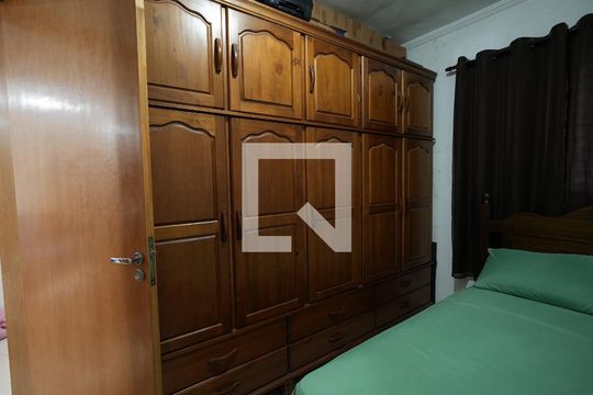 Quarto 2 de apartamento para alugar com 2 quartos, 86m² em Vila América, Santo André