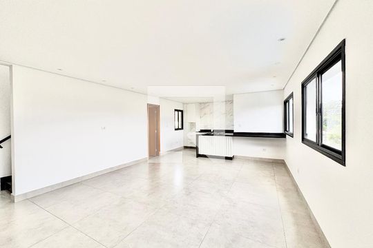Sala de casa para alugar com 3 quartos, 102m² em Parque Sao Domingos, São Paulo