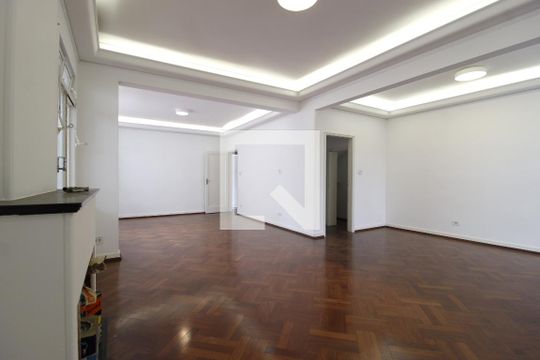 Sala de casa para alugar com 5 quartos, 320m² em Indianópolis, São Paulo