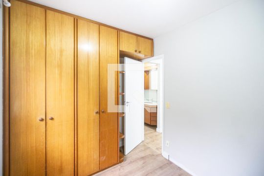 Quarto 01 de apartamento para alugar com 2 quartos, 49m² em Penha de França, São Paulo