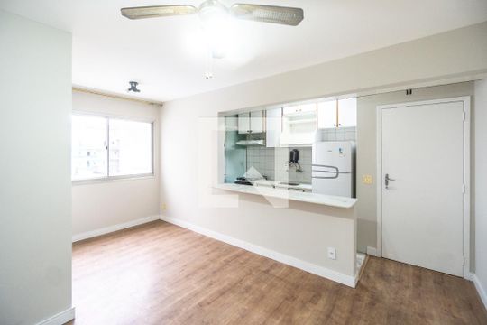 Sala de apartamento para alugar com 2 quartos, 49m² em Penha de França, São Paulo