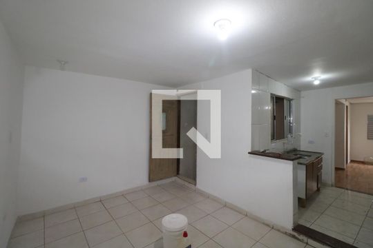 Casa para alugar com 2 quartos, 80m² em Canhema, Diadema