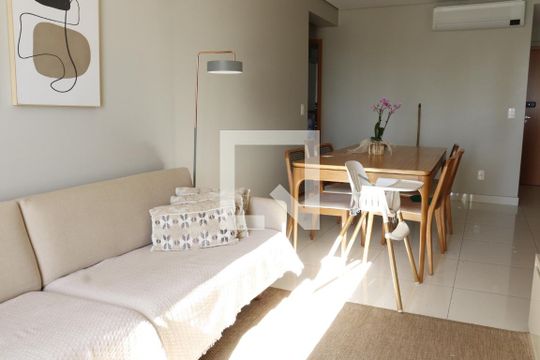 Sala de apartamento à venda com 3 quartos, 100m² em Setor Bueno, Goiânia