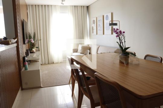 Sala de jantar de apartamento à venda com 3 quartos, 100m² em Setor Bueno, Goiânia