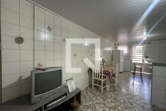 Sala de casa para alugar com 2 quartos, 80m² em Hamburgo Velho, Novo Hamburgo