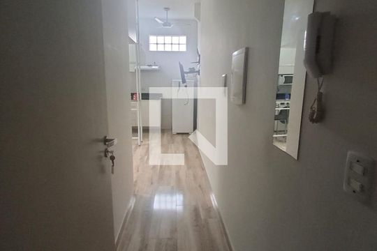 Studio mobiliado com cozinha americana de kitnet/studio para alugar com 1 quarto, 21m² em Brás, São Paulo