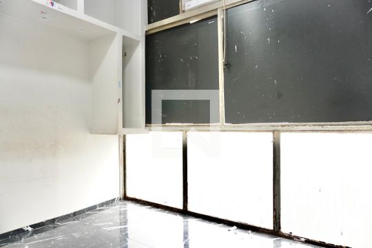 Quarto de apartamento para alugar com 1 quarto, 60m² em Santo Agostinho, Belo Horizonte
