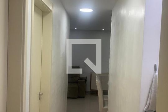 Corredor de apartamento para alugar com 2 quartos, 58m² em Campo Grande, Rio de Janeiro