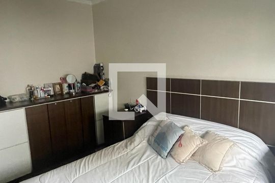 Quarto de apartamento para alugar com 3 quartos, 140m² em Pinheiros, São Paulo