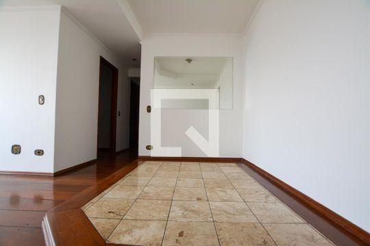 SALA de apartamento para alugar com 3 quartos, 70m² em Jaguaré, São Paulo