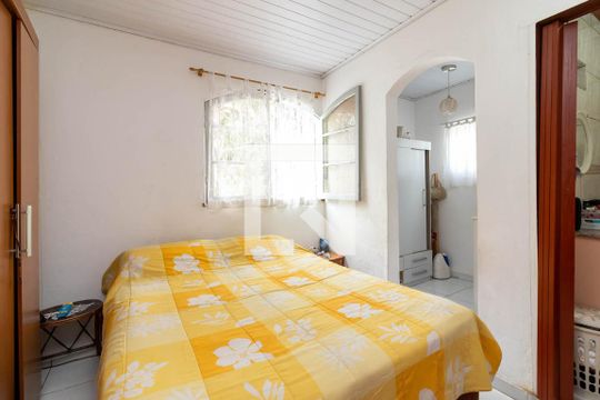 Suíte de casa à venda com 2 quartos, 100m² em Chora Menino, São Paulo