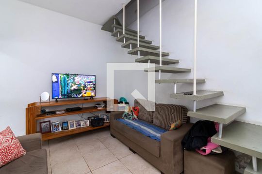 Sala de casa à venda com 2 quartos, 100m² em Chora Menino, São Paulo