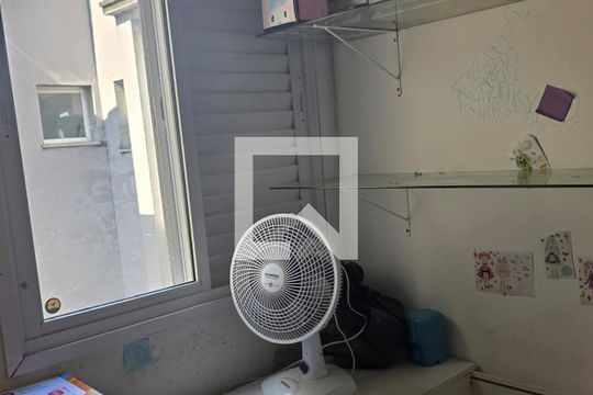 Quarto de casa para alugar com 3 quartos, 200m² em Jardim Rodeio, Mogi das Cruzes