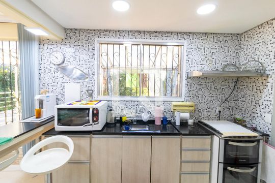 Cozinha de casa à venda com 2 quartos, 141m² em Cascata, Porto Alegre