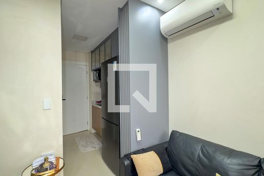 Studio de kitnet/studio para alugar com 2 quartos, 35m² em Jardim das Acacias, São Paulo